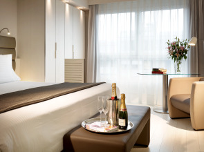 Eurostars Book Hotel