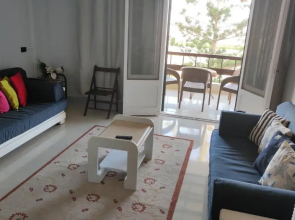 Green Beach Apartment