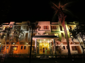 Hotel Ravi Kiran