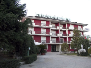 Green Park Hotel