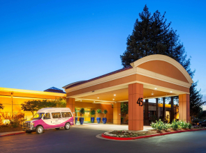 Concord Plaza Hotel
