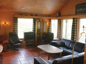 Stunning Home in Lindesnes With 5 Bedrooms and Sauna