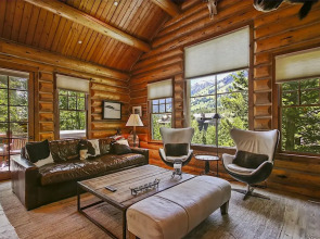 Abode at Moosehead Cabin