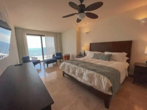 3 Bedroom Condo in Croc's Casino Resort
