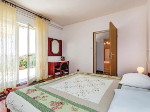 Stunning Home in Medveja With Wifi and 3 Bedrooms