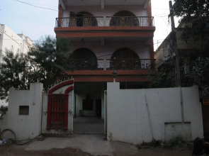 OYO 9862 Spring Fields