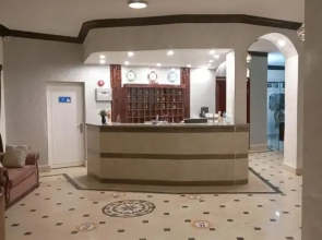 Dolphin Continental Hotel