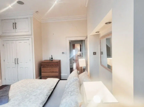 Luxurious & Spacious 2BR