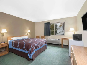 Northwoods Inn & Suites