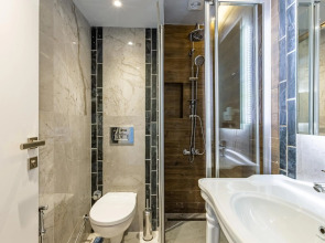 Seraglio Hotel & Suites