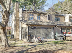 1 Mi to Bethany Beach: Townhome w/ Screened Porch!