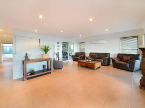 Hydeaway Bay Beach House