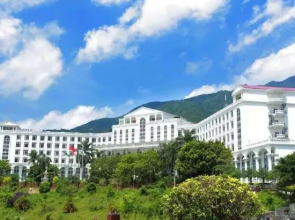 Lianhu Resort