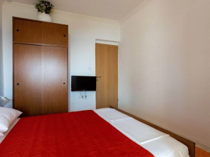 Apartments Belenum - Double Room With Balcony and Sea View