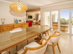 Luxury, modern double story beach house