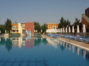 Panas Holiday Village