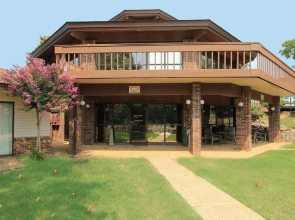 Emerald Isle Resort