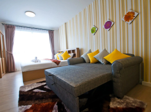 Baan Peang Ploen by Cherry