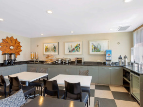 Best Western Plus Plaza Hotel