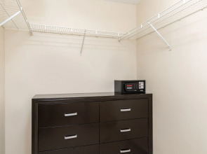 Fortune House Hotel Suites