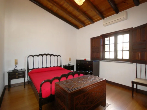 Villa with 4 Bedrooms in Tavira, with Wonderful Lake View, Private Pool, Enclosed Garden - 10 Km From the Beach