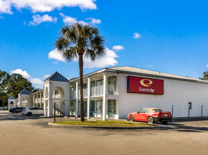 Suburban Studios Brunswick I-95