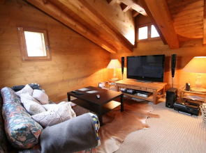 Comfortable and Luxurious Chalet With View on the Mont Blanc