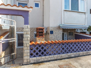 Beautiful Apartment in Barbariga With 1 Bedrooms and Wifi