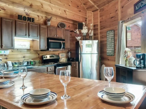 Yurt I Game Room Hot Tub I Sleeps 8 I 2BR 2BA