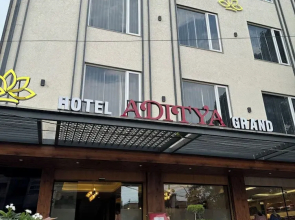 Hotel Aditya Grand - Bhopal