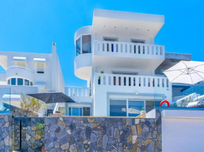 Cape Villa at Sounio