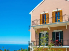 Panoramic Sunset Studios & Apartments