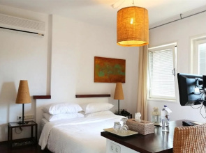 4Reasons Hotel And Bistro