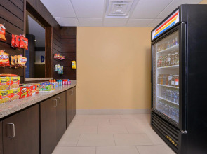 Holiday Inn Express & Suites Page - Lake Powell Area by IHG