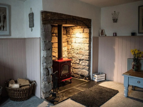 Charming 2 Bed Cottage in North Molton With Hottub