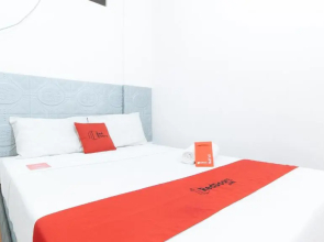 RedDoorz CAA Road Las Pinas