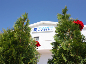 Guest house Revelin