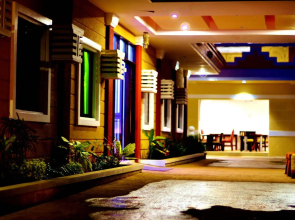 OYO 684 Cecilia's  Inn