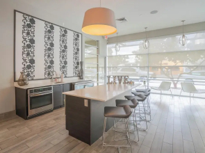 ROVE LIVING/KL - Linear