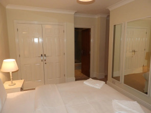 Grosvenor Apartments