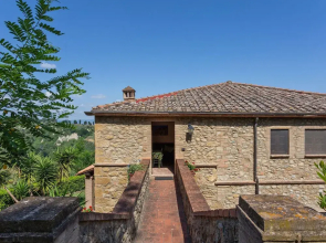 Lavish Holiday Home in Volterra With Pool