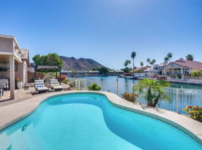 Lakefront Glendale Home w/ Pool, Boat & Fishing!