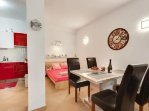 Piran Punta Beach Apartment