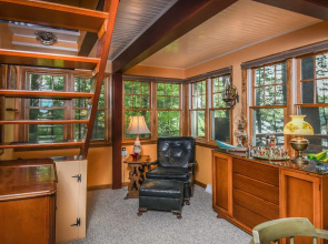 Arbutus Trail 3 Bedroom House