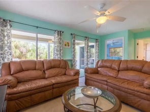 528 - Coral Cottage