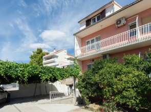 Amazing Home in Podstrana With Outdoor Swimming Pool, Wifi and 5 Bedrooms