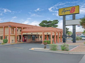 Super 8 by Wyndham El Paso Airport