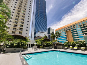 Fortune House Hotel Suites