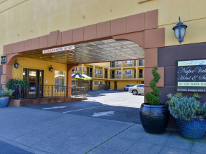 Napa Valley Hotel & Suites