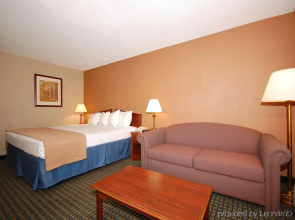 Magnuson Hotel Red Baron